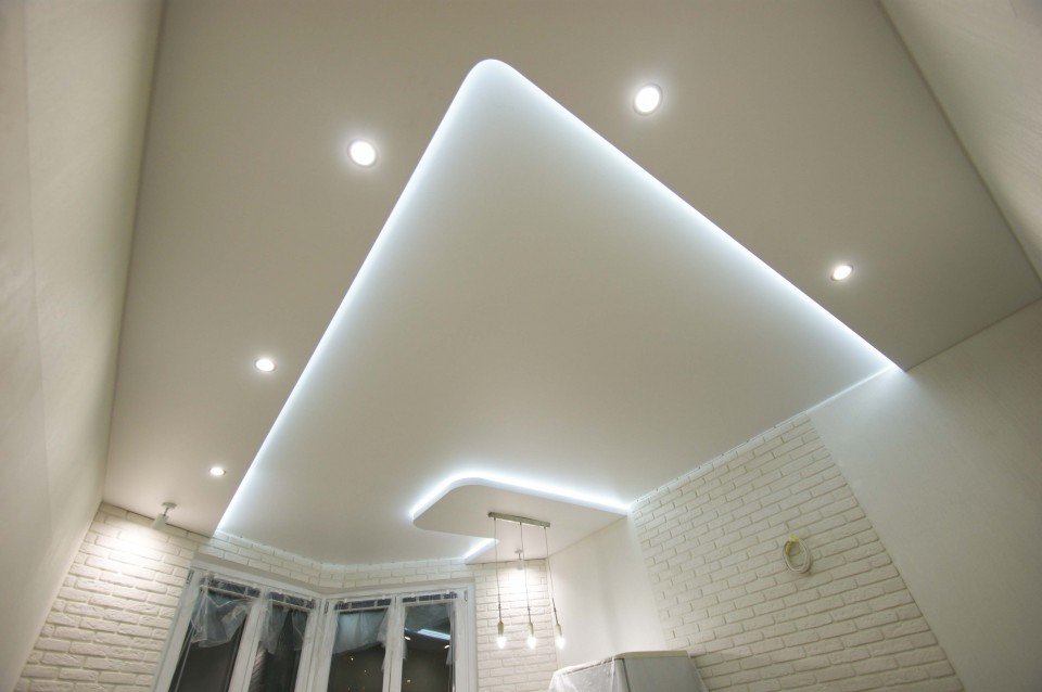 Заказать парящие натяжные потолки в г. Лесозаводск